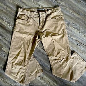 BKE Men’s Khaki Casual Fit 34 Slim